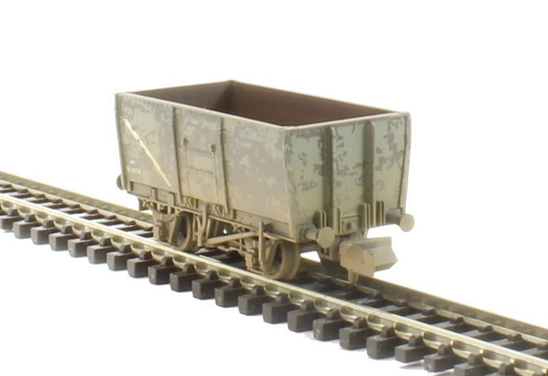 Graham Farish [N] 377-450B 16 Ton Slope Sided Mineral Wagon with Riveted Side Door - BR Grey [W]