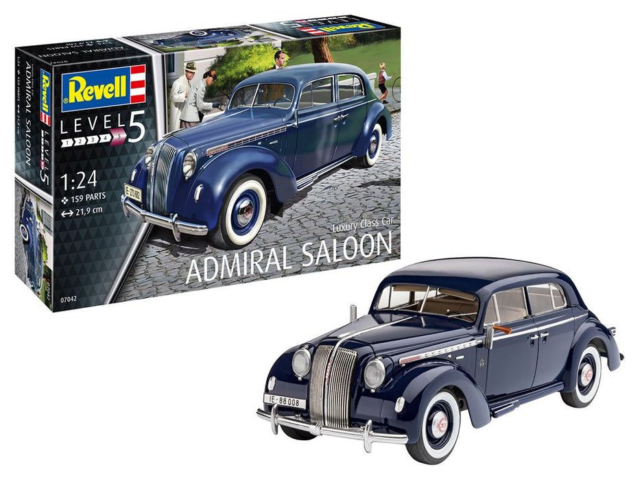 Revell 07042 1:24 Admiral Saloon Luxury Class Car