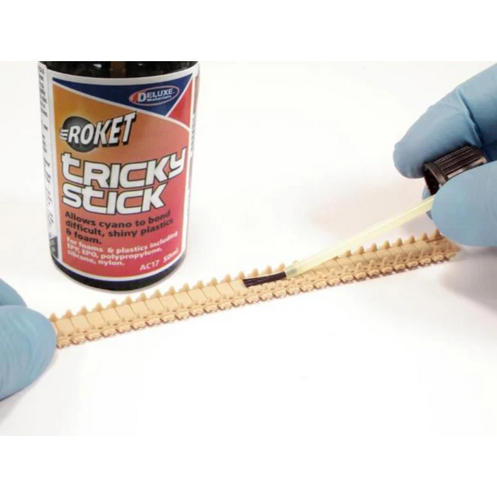 Deluxe Materials AC17 Tricky Stick 50ml