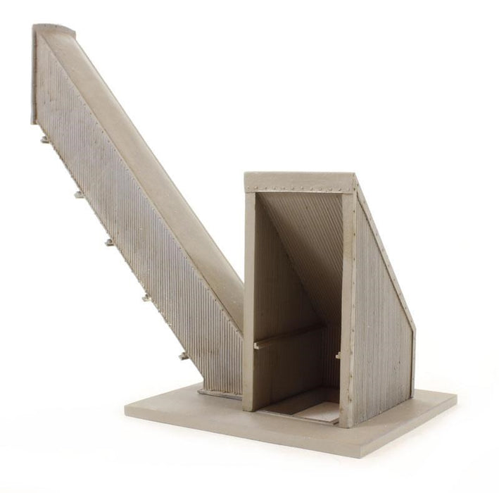 Scenecraft 44-100 [OO] 1:76 Loading Conveyor and Hopper (295mm x 37mm x 100mm)