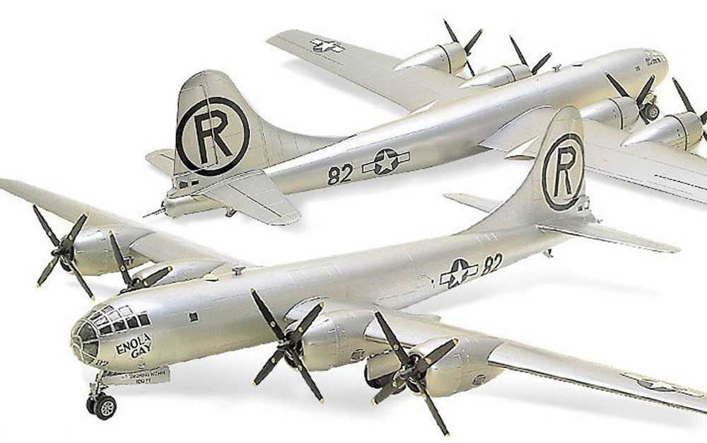 Academy 12528 1:72  Boeing B-29A "Enola Gay" and "Bocks Car"