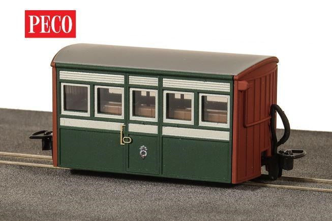 Peco GR-551 OO-9 FR Bug Box Coach, 1st Class, Early Preservation Livery