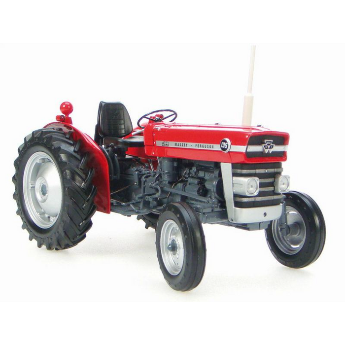 Universal Hobbies 2698 1:16 1965 Massey Ferguson 135 without Cabin