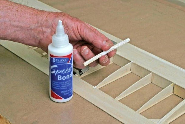 Deluxe Materials AD10 Speedbond 112g