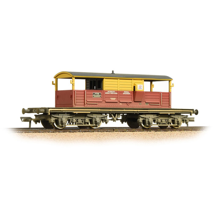 Branchline [OO] 33-831 SR 25T 'Queen Mary' Brake Van - BR Departmental SatLink [W]