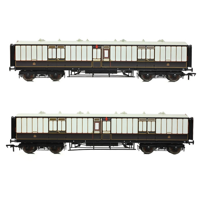 Bachmann Branchline [OO] 39-890 LNWR 50ft Arc Roof Full Brake in LNWR Dark Claret & White