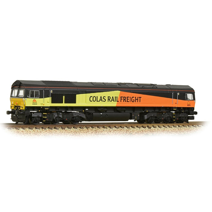 Graham Farish [N] 371-387 Class 66/8 66846 Colas Rail Freight