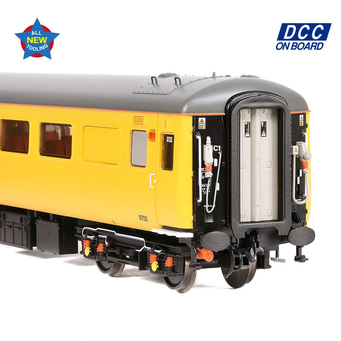 Branchline [OO] 39-737DC BR Mk2F DBSO (Refurbished) Driving Brake Second Open Network Rail