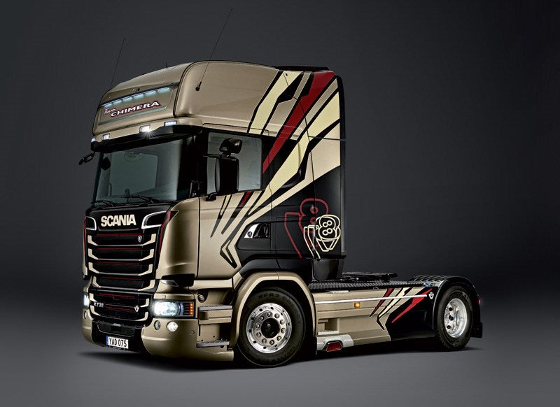 Italeri 3930 1:24 Scania R730 Streamline "Team Chimera"