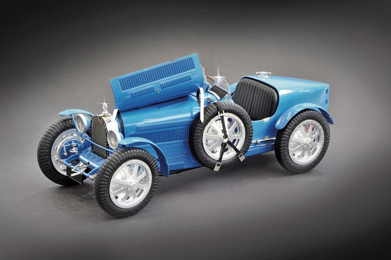 Italeri 4713 1:12 Bugatti Type 35B Roadster