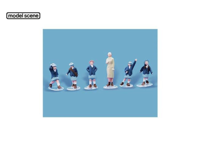 Modelscene 5120 OO Schoolgirls and Mistress