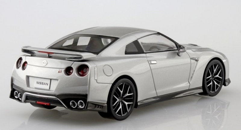 Aoshima 05641 1:32 Nissan GT-R - Met Silver