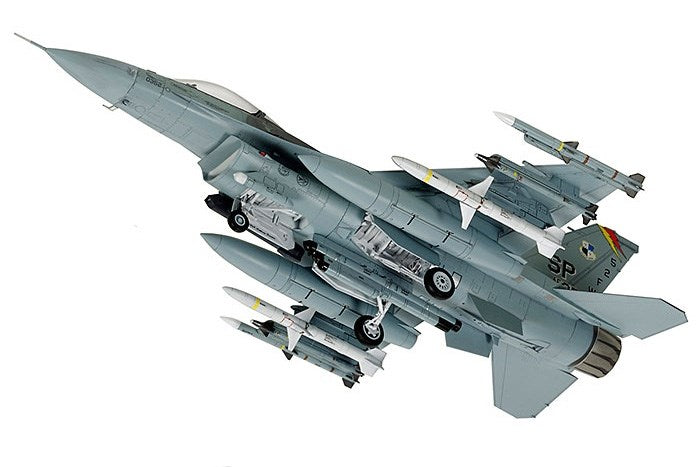 Tamiya 60788 1:72 F-16CJ W/Full Equipment