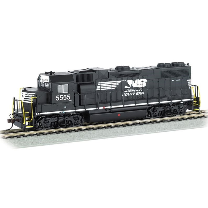 XX Bachmann USA 66802 [HO] EMD GP38-2 Diesel - Norfolk Southern #5555 (DCC Sound Value)
