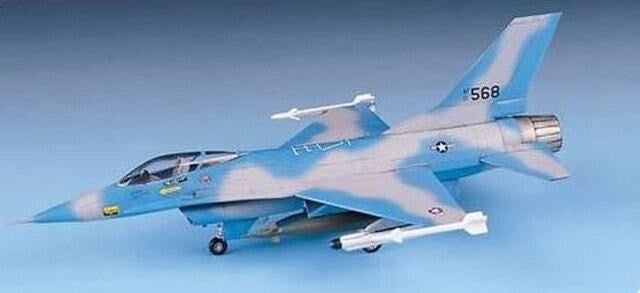 Academy 12444 1:72 F-16A Fighting Falcon