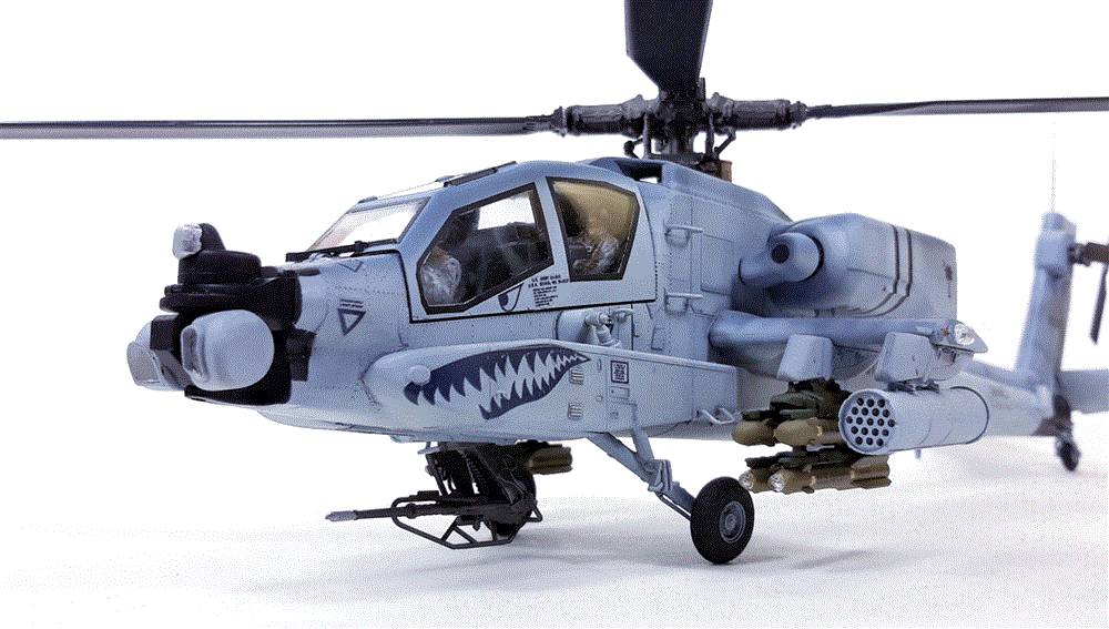 Academy 12129 1:35 AH-64A ANG Apache "South Carolina"