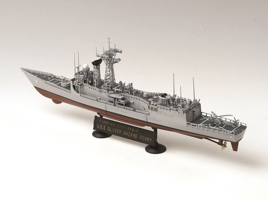 Academy 14102 1:350 USS Oliver Hazard Perry FFG-7