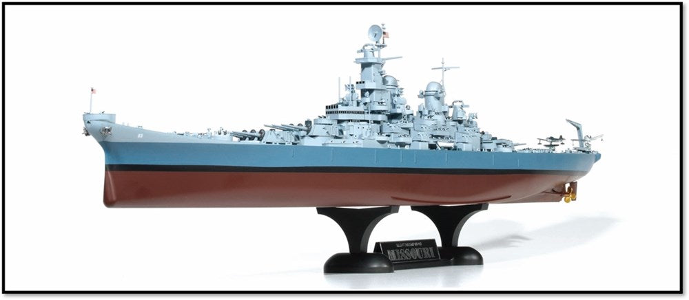 Academy 14401 1:400 USS Missouri BB-63