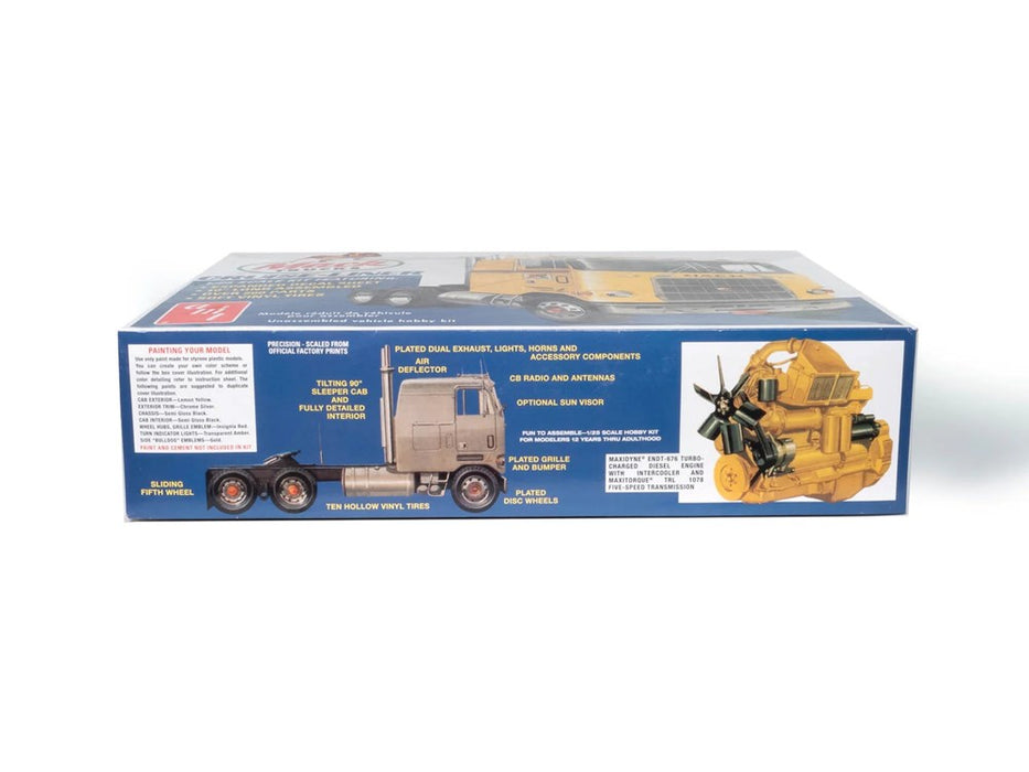 AMT 1062 1:25 Mack Cruise-Liner Semi Tractor Cab