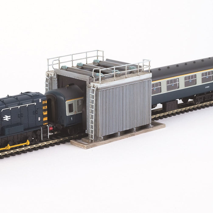 Branchline [OO] 44-002 Scenecraft Coach Washing Plant