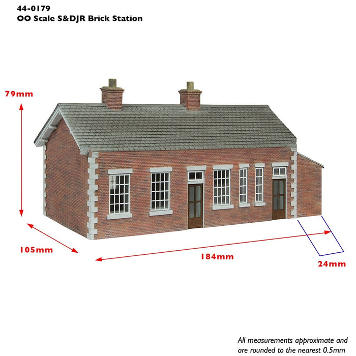 Branchline [OO] 44-0179A Scenecraft S&DJR Brick Station with Green and Cream detail