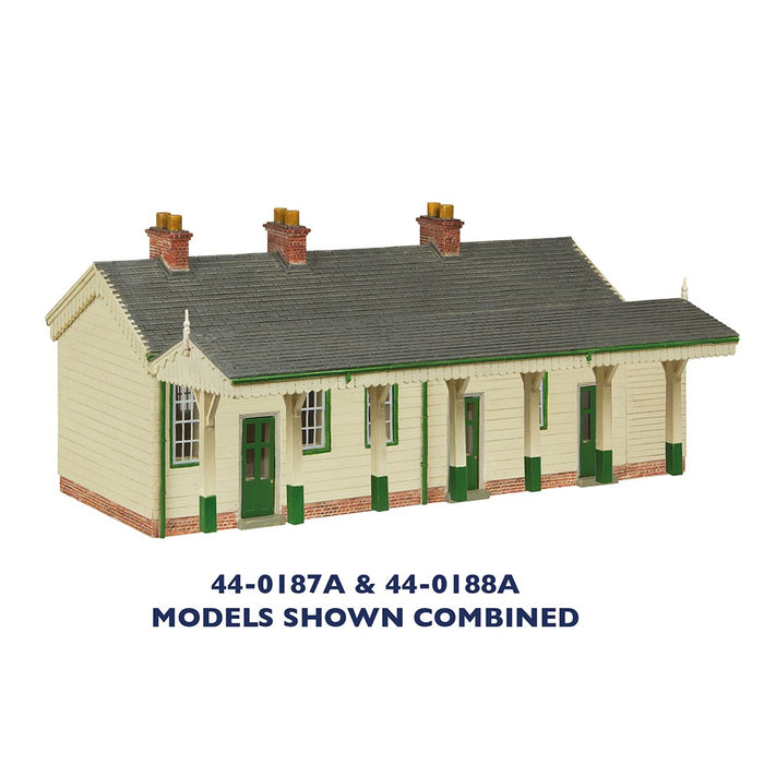 Branchline [OO] 44-0187A S&DJR Wooden Station Building in Green and Cream