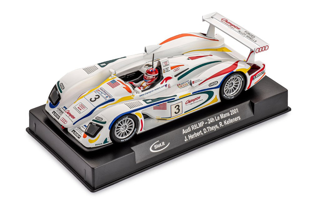 Slot.it CA33d Audi R8 LMP No.3 - 24h Le Mans 2001