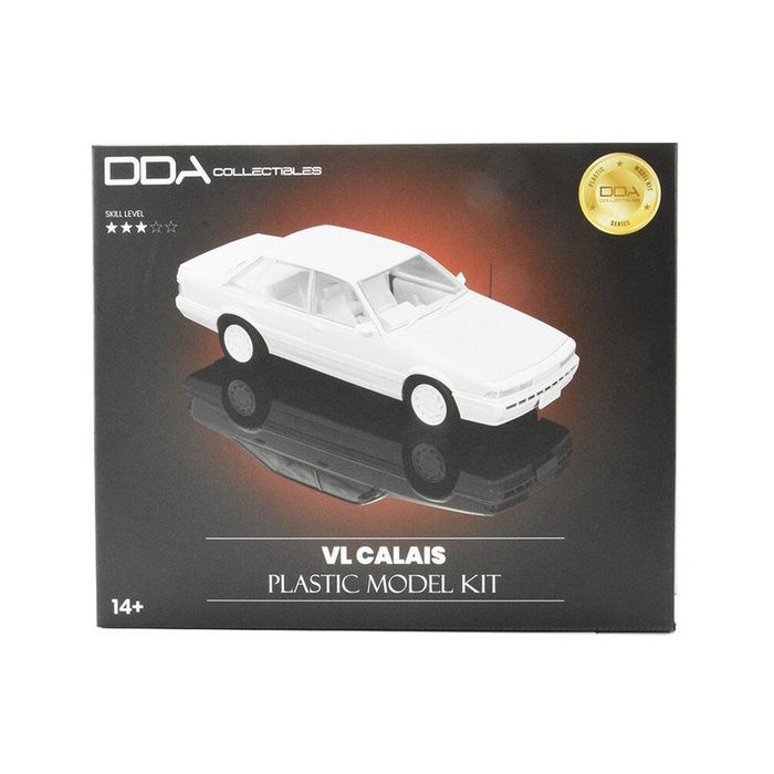 DDA-707K 1:24 Holden VL Calais Plastic Kitset