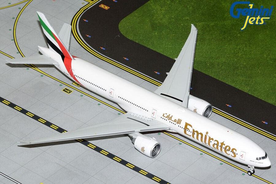 Gemini Jets G2UAE1079 1:200 Emirates Boeing 777-300ER A6-END