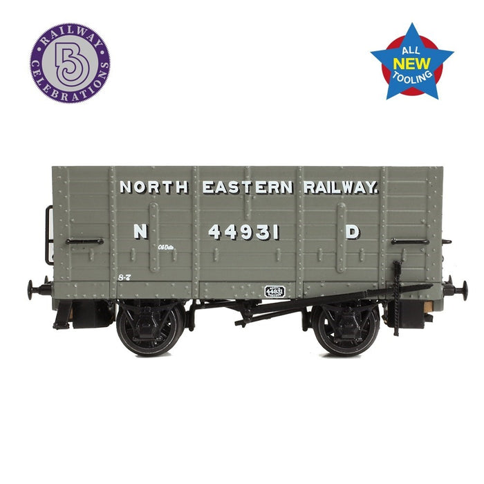 Graham Farish 373-375 [N] 1:148 NER P7 Coal Hopper North Eastern