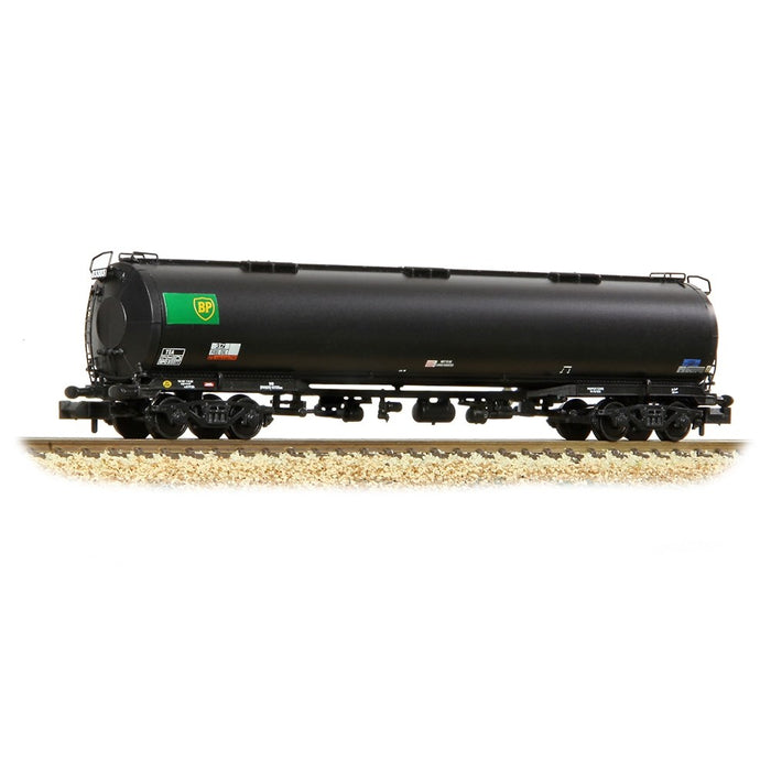 Graham Farish [N] 373-566A BR 102T TEA Bogie Tank Wagon 'BP' Black