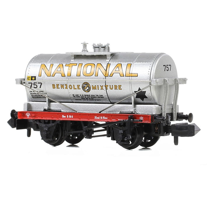 Graham Farish 373-650B [N] 1:148 14T Tank Wagon 'National Benzole' in Silver