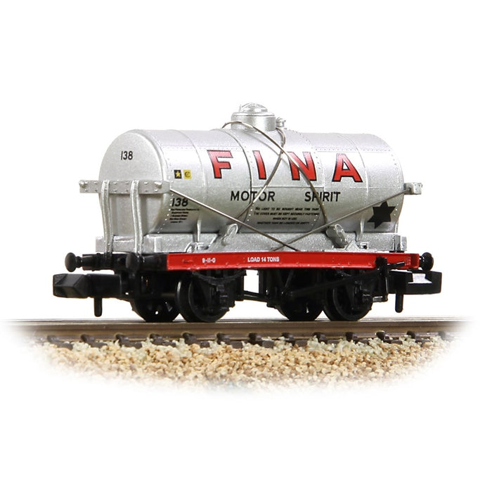 Graham Farish [N] 373-658 14T Tank Wagon 'Fina' in Silver