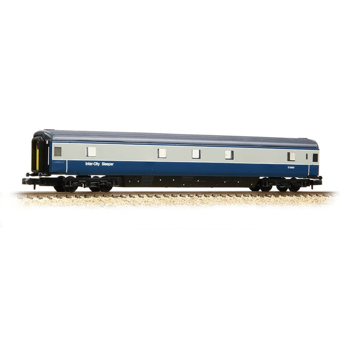 Graham Farish [N] 374-477A BR Mk3 SLEP Sleeper with Pantry in BR Blue & Grey (Inter-City Sleeper)