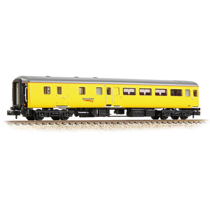 Graham Farish 374-695 [N] 1:148 BR Mk2F BSO Brake Second Open in Network Rail Yellow