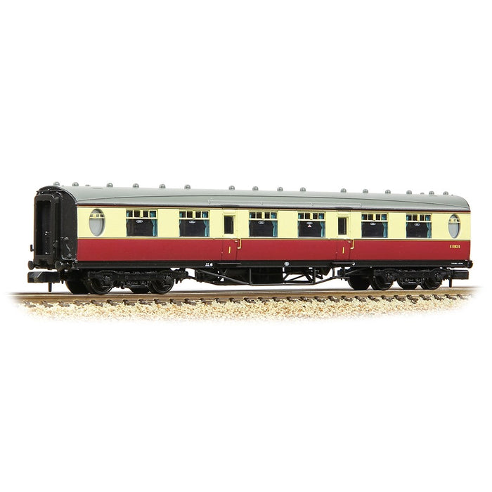 Graham Farish [N] 376-201B LNER Thompson First Corridor in BR Crimson & Cream