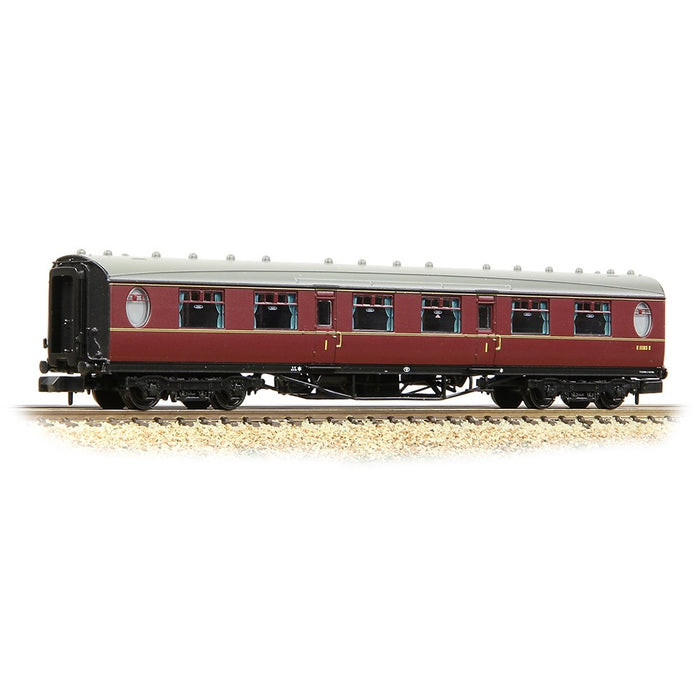Graham Farish [N] 376-202A LNER Thompson First Corridor in BR Maroon