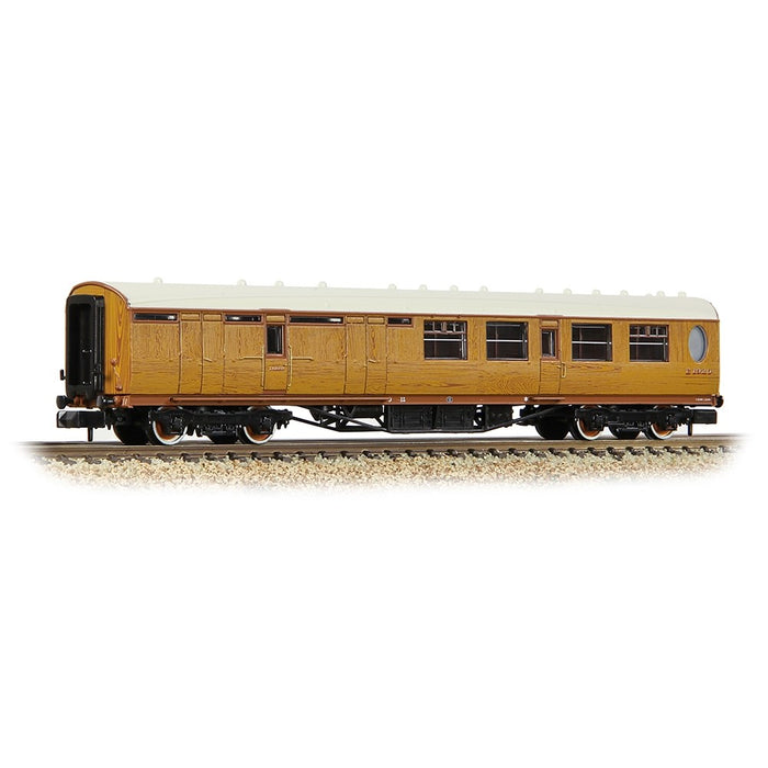 Graham Farish [N] 376-275B LNER Thompson Brake Third Corridor in LNER Teak Effect