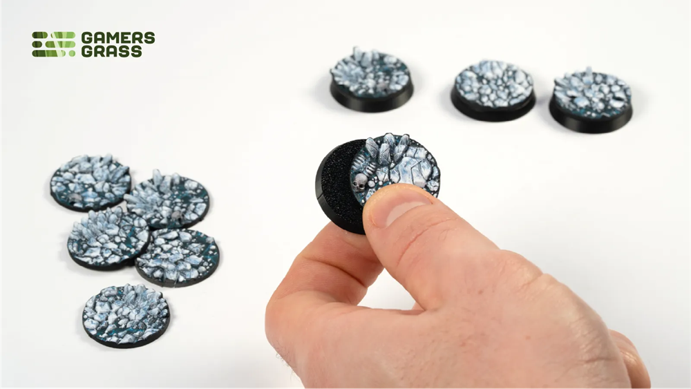 Gamers Grass Topper - Frost Lake - Round 28mm (x10)