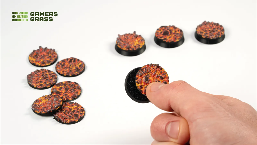 Gamers Grass Topper - Molten Lava - Round 28mm (x10)