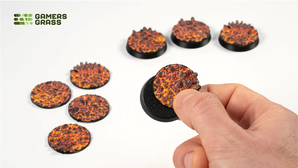 Gamers Grass Topper - Molten Lava - Round 32mm (x8)