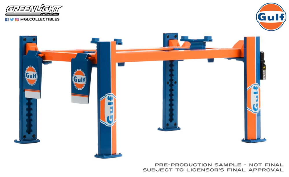 Greenlight 13655 1:18 Four Post Lift (Gulf)