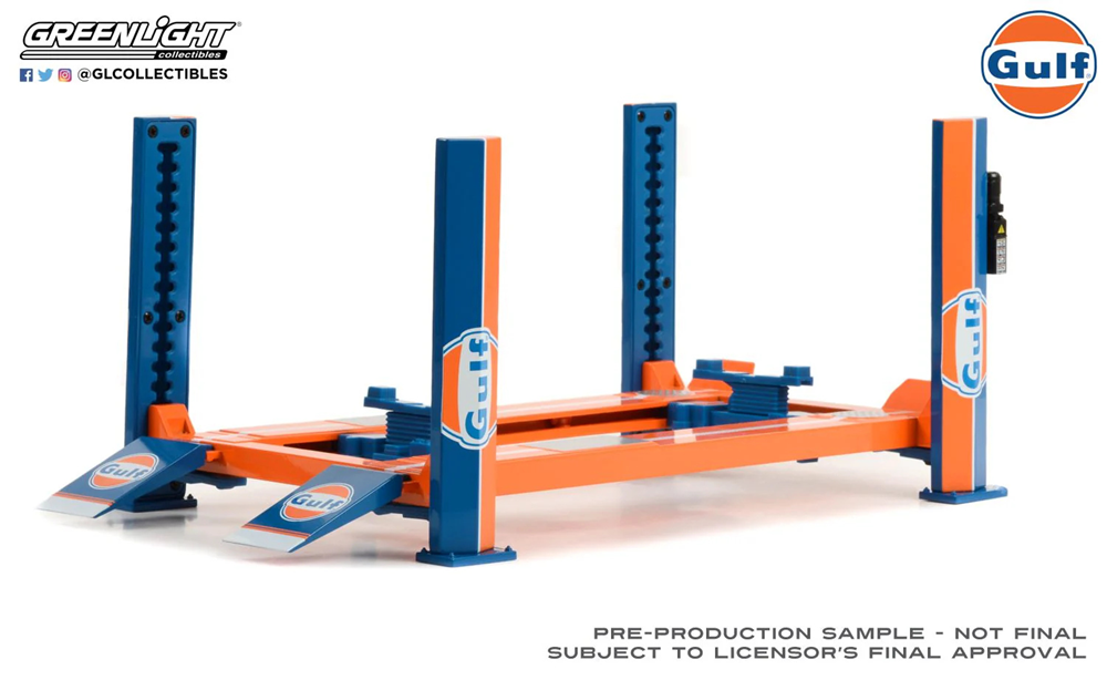 Greenlight 13655 1:18 Four Post Lift (Gulf)