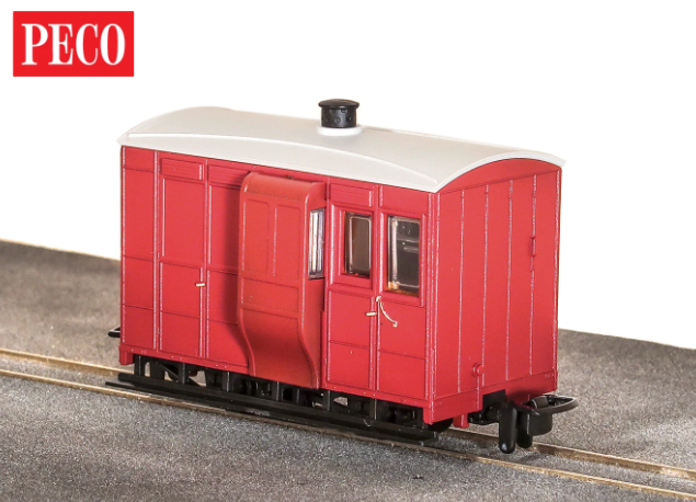 Peco GR-530UR OO-9 4 Wheel Brake Coach Red