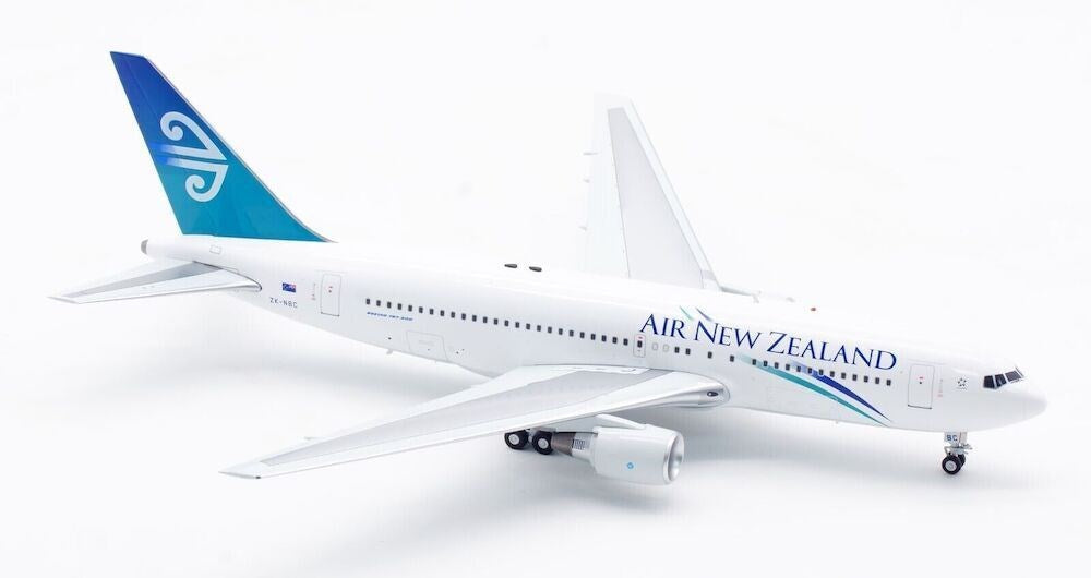 Inflight200 IF762NZ1023 1:200 Boeing 767-200ER Air New Zealand ZK-NBC