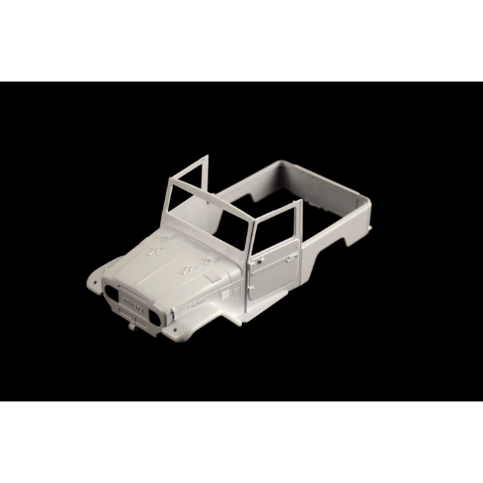Italeri 3681 1:24 Toyota Land Cruiser SAFARI