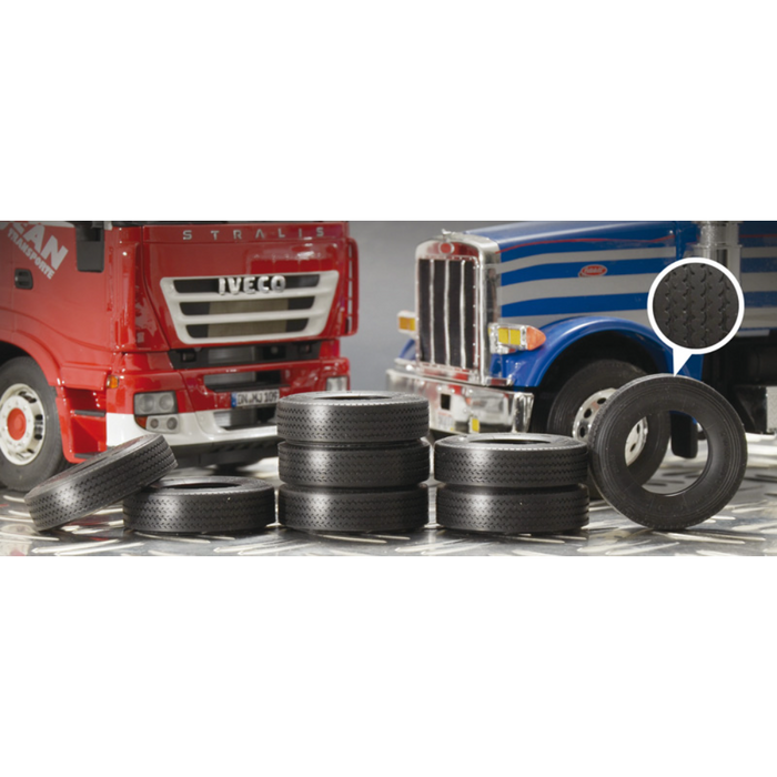 Italeri 3889 1:24 Truck Rubber Tyres (8 Pieces)
