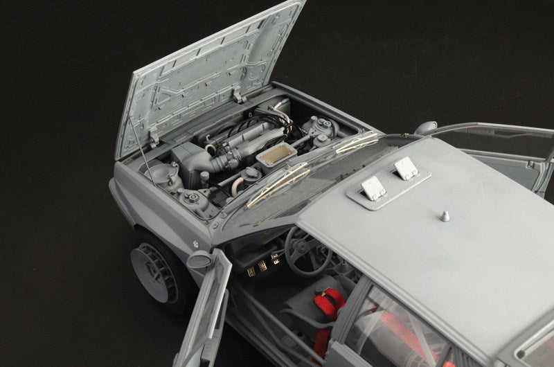 Italeri 4709S 1:12 Lancia Delta HF integrale 16v
