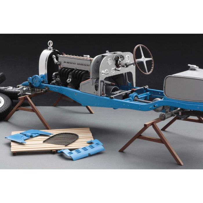 Italeri 4716 1:12 Bugatti Type 35B - Targa Florio '28 / Monaco GP '30