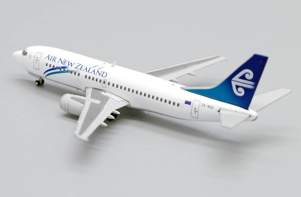 JC Wings XX4971 1:400 Air New Zealand Boeing B737-300 “Pacific Wave” ZK-NGD